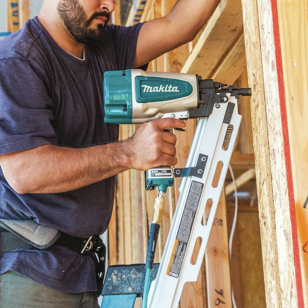 Makita AN924 21-Degree Full Round Head 3-1/2 in. Framing Nailer