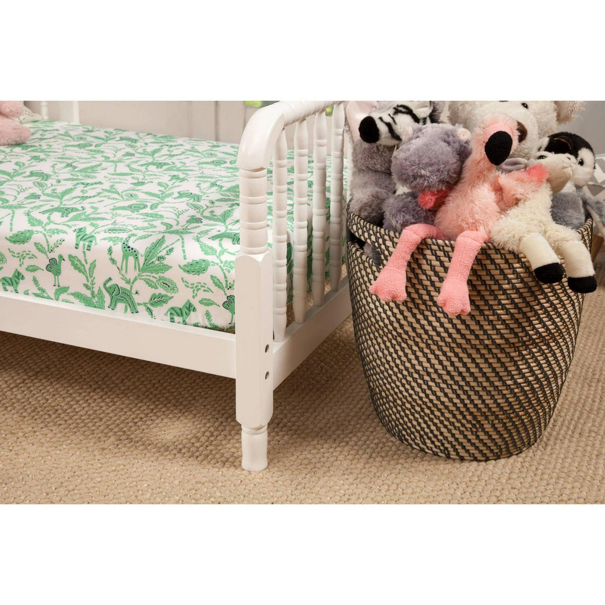 DaVinci Jenny Lind Toddler Bed in White Finish