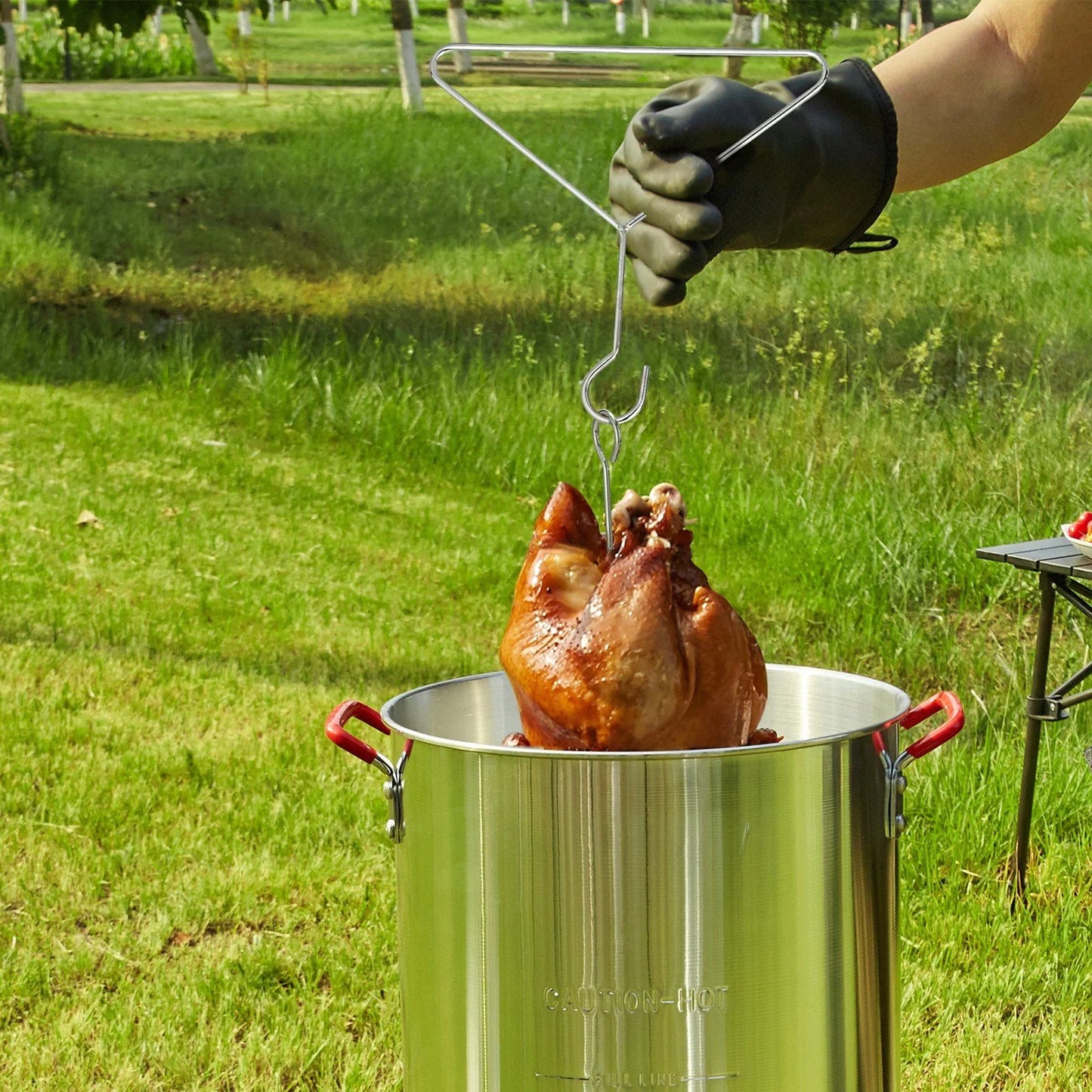 Masterbuilt 30QT Aluminum Turkey Deep Fryer Kit with High-Pressure Burner for Outdoor Use, Includes Poultry Rack and Thermometer