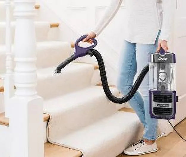 Shark ZD201 Lift-Away Upright Vacuum with Powerfin Roller - NEW IN BOX!