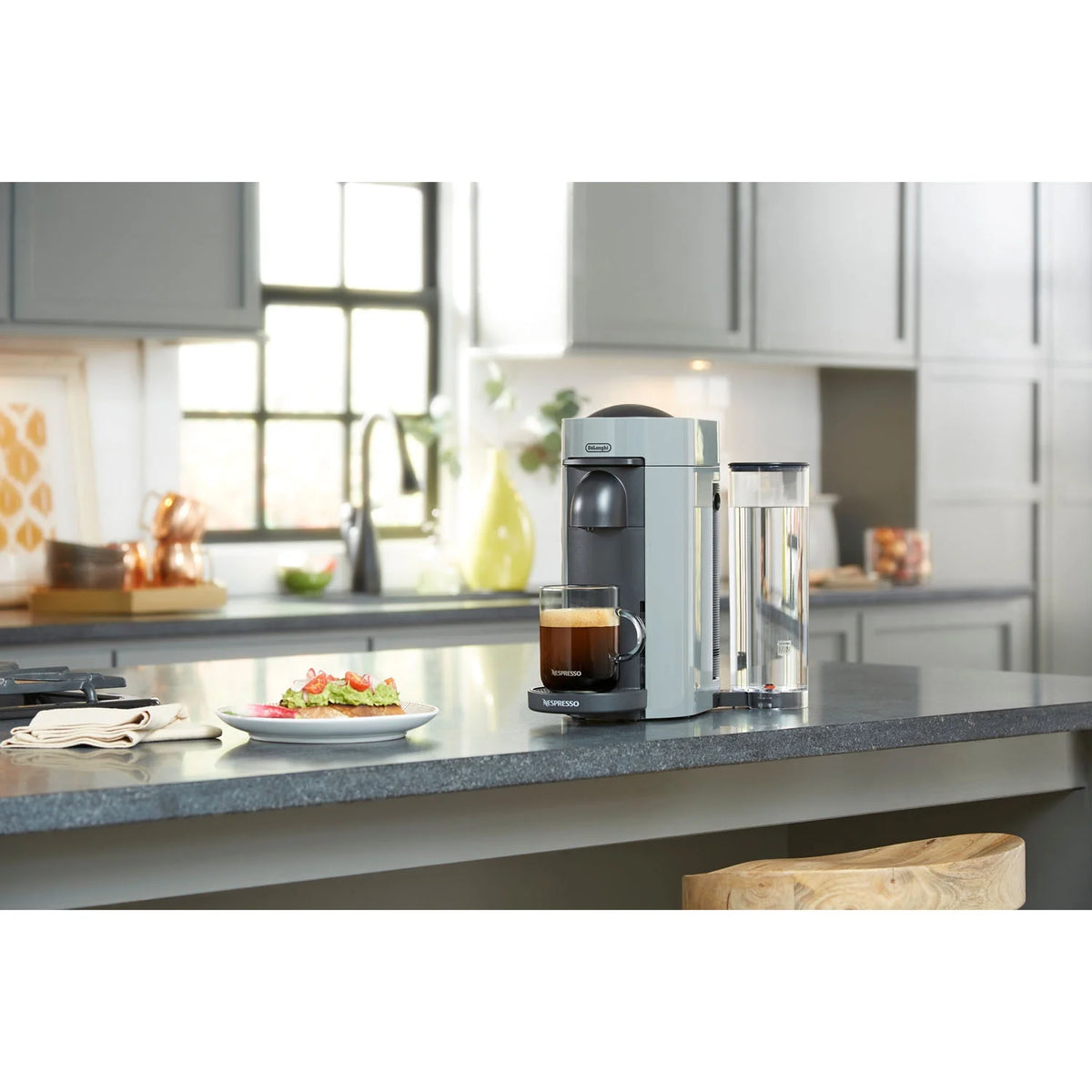 Nespresso New Vertuo Plus Coffee and Espresso Machine by De'Longhi with Aerocinno, Gray, Single-Serve Brewers