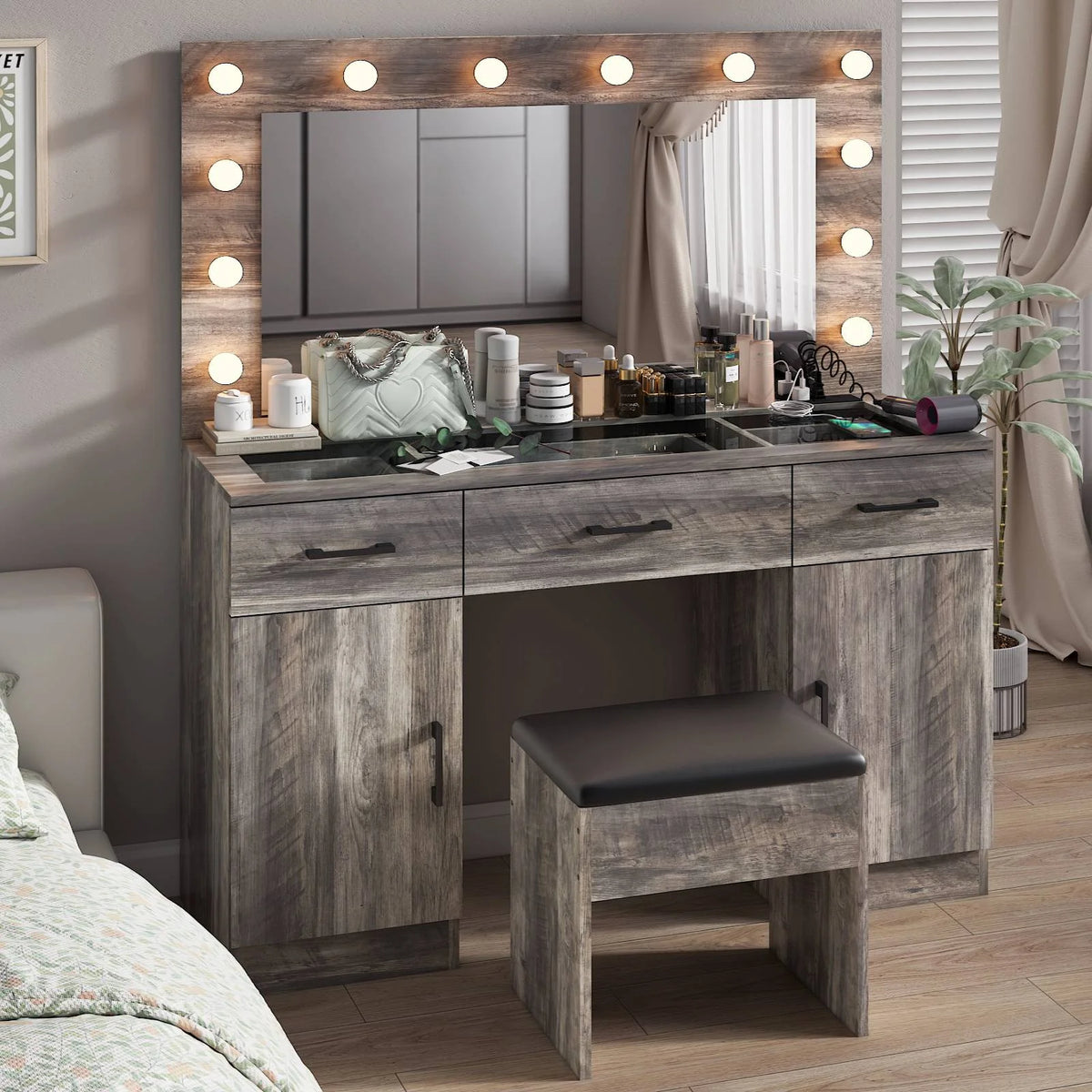 Ktaxon Large Makeup Vanity, Vanity Table Set w/ Visible Glass Top w/ Charging Station, White
