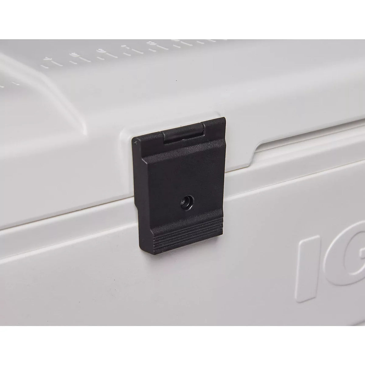 Igloo MaxCold 152-qt. Cooler White 01