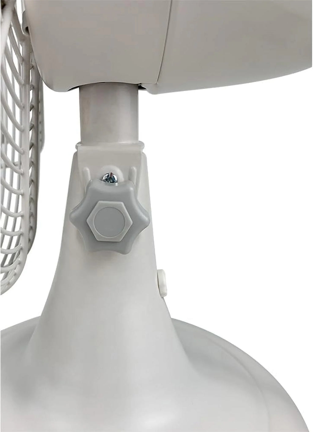 Good Housekeeping Retro All-Metal Table Fan (92618) with 3 Speed Settings, Wide Oscillation, and Carrying Handle��