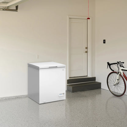 Avanti Garage Ready Chest Freezer, 5.0 Cu. ft. Capacity, in White (?CF5F0W)