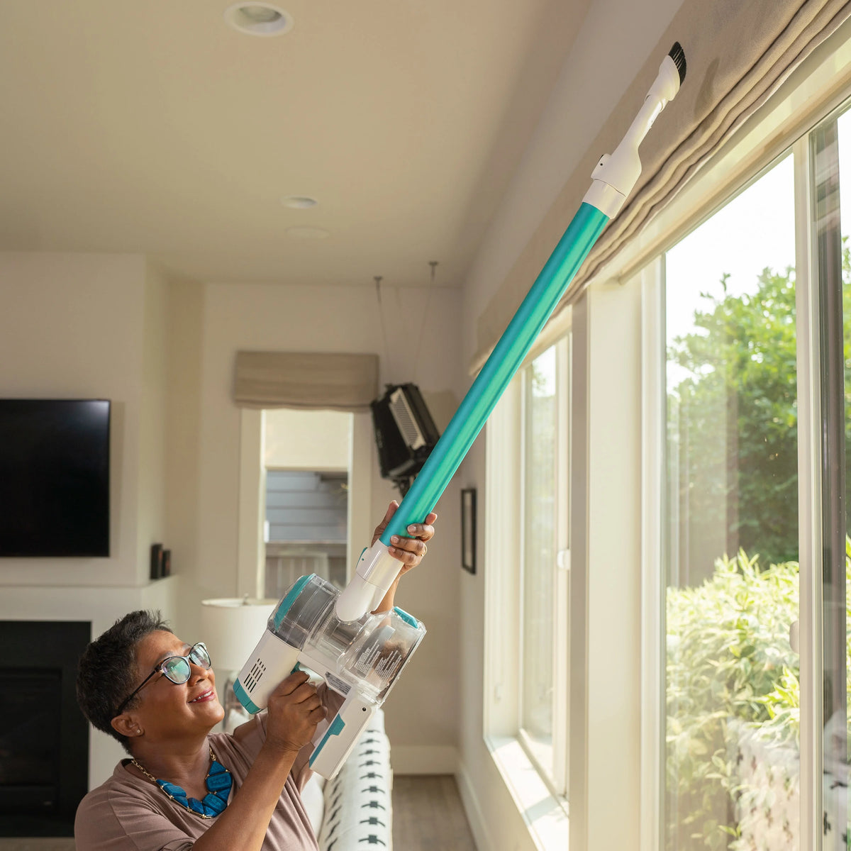 Tineco PWRHERO 11 Cordless Stick Vacuum Cleaner a?? 450W Motor, 120W Suction, 40 Min Runtime, HEPA Filter, LED Brush, Lightweight, Converts to Handheld, for Pet Hair, Carpet & Hard Floors