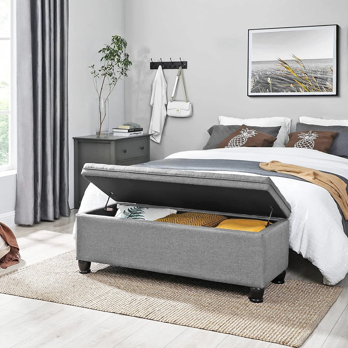 SONGMICS 46.5" Storage Ottoman Bench Storage Bench Bedroom Bench 330lb Load Capacity Solid Wood Legs Light Gray