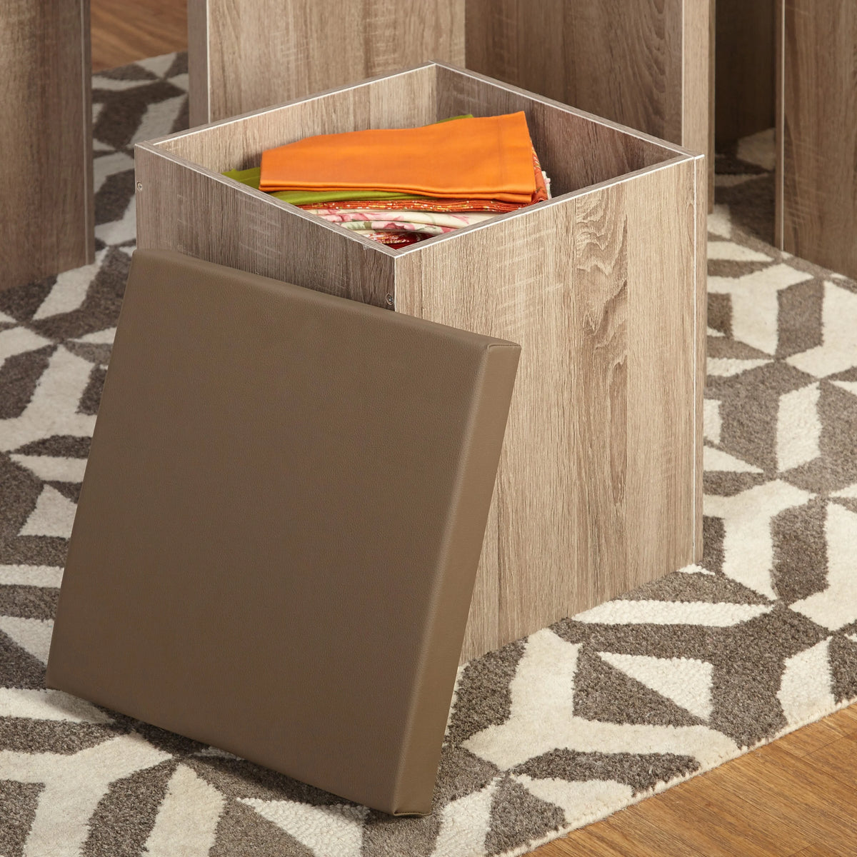 Mainstays 5-Piece Dexter Dining Room/Kitchen Set with Storage Ottoman, Multiple Colors