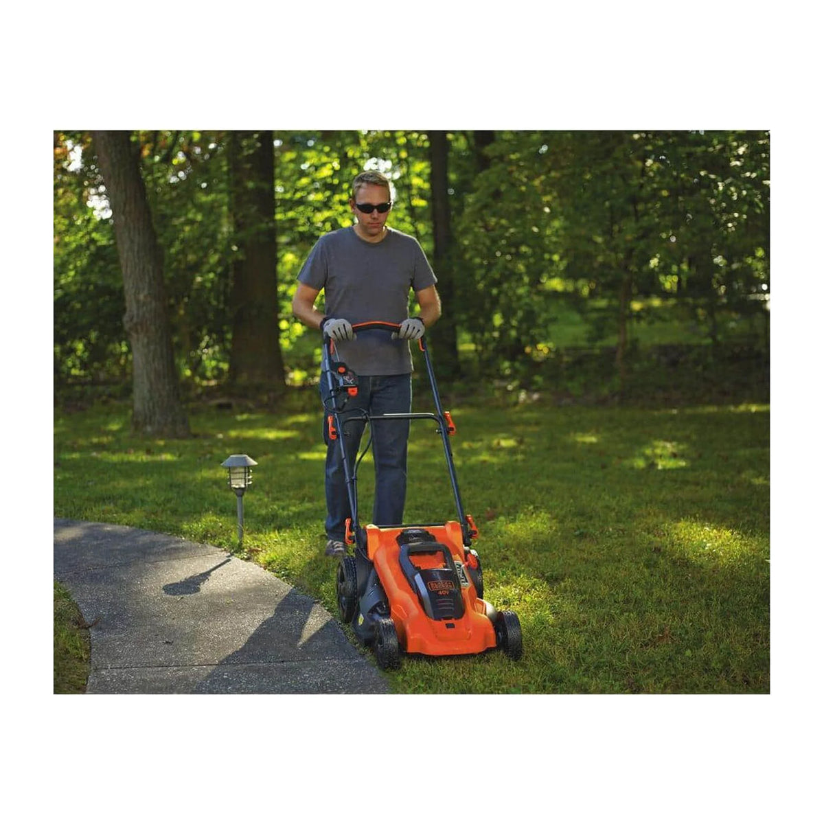 BLACK+DECKER 40V MAX* Cordless Lawn Mower with Battery and Charger Included, (CM2043C)