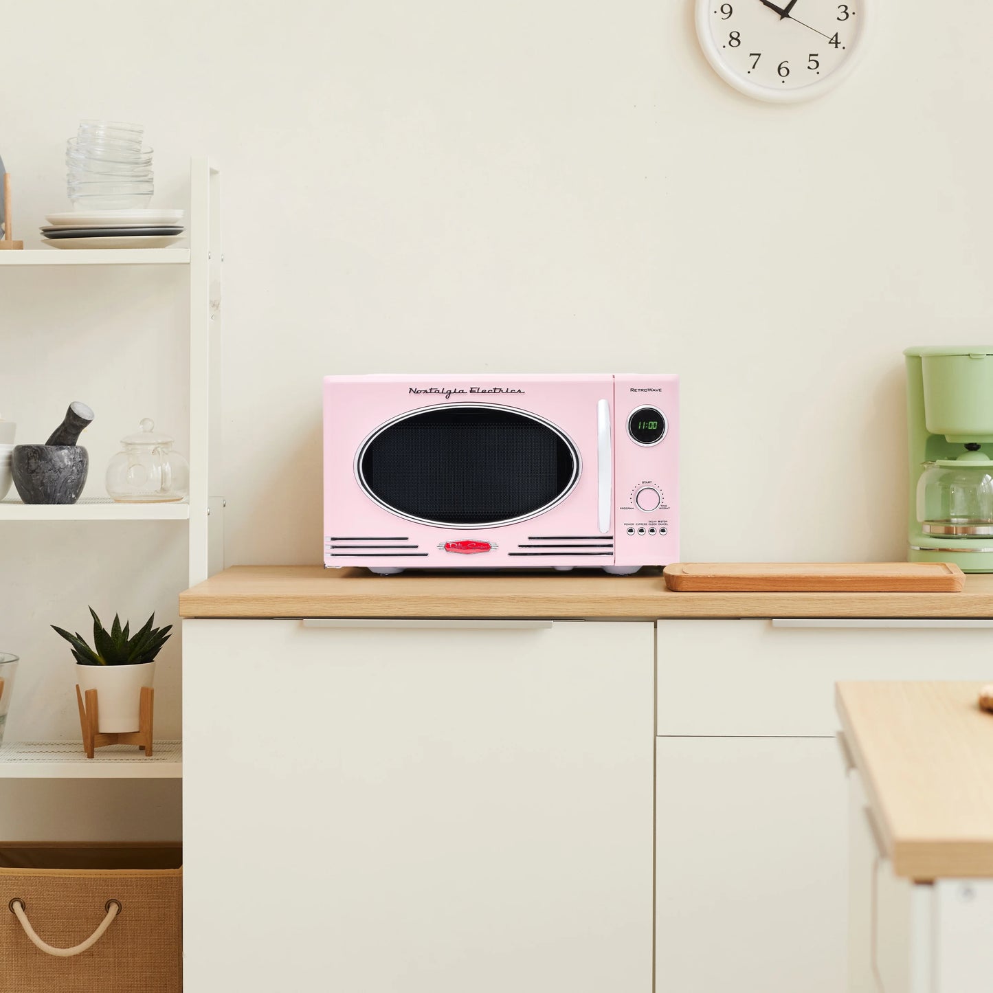 Nostalgia Retro 0.9 Cu. ft. 800-Watt Countertop Microwave Oven, Aqua