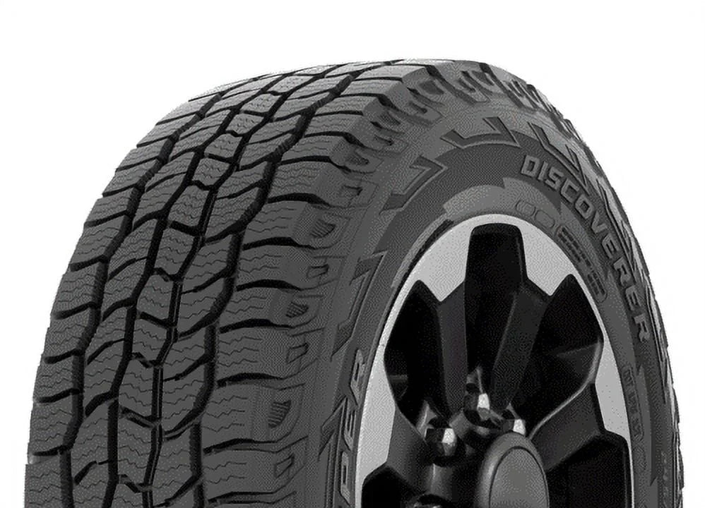 Cooper Discoverer All-Terrain 265/65R18 114T All-Terrain Tire Fits: 2014-18 Chevrolet Silverado 1500 LTZ, 2014-18 GMC Sierra 1500 SLE