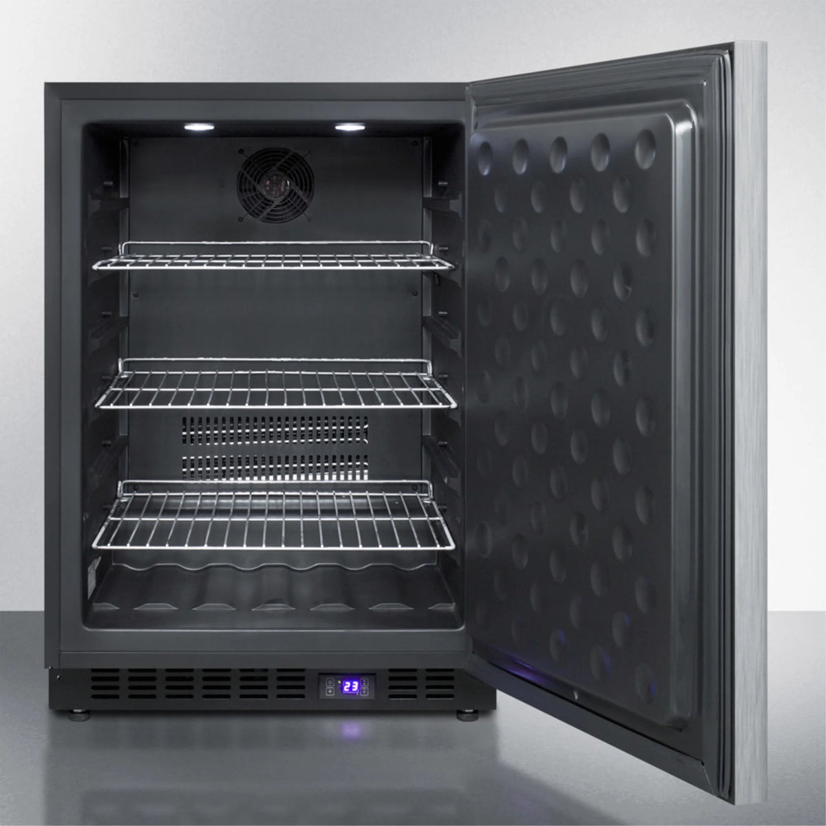 Frost-free outdoor all-freezer in complete stainless steel, w/digital thermostat, LED lighting, horizontal handle, and lock; built-in or freestanding