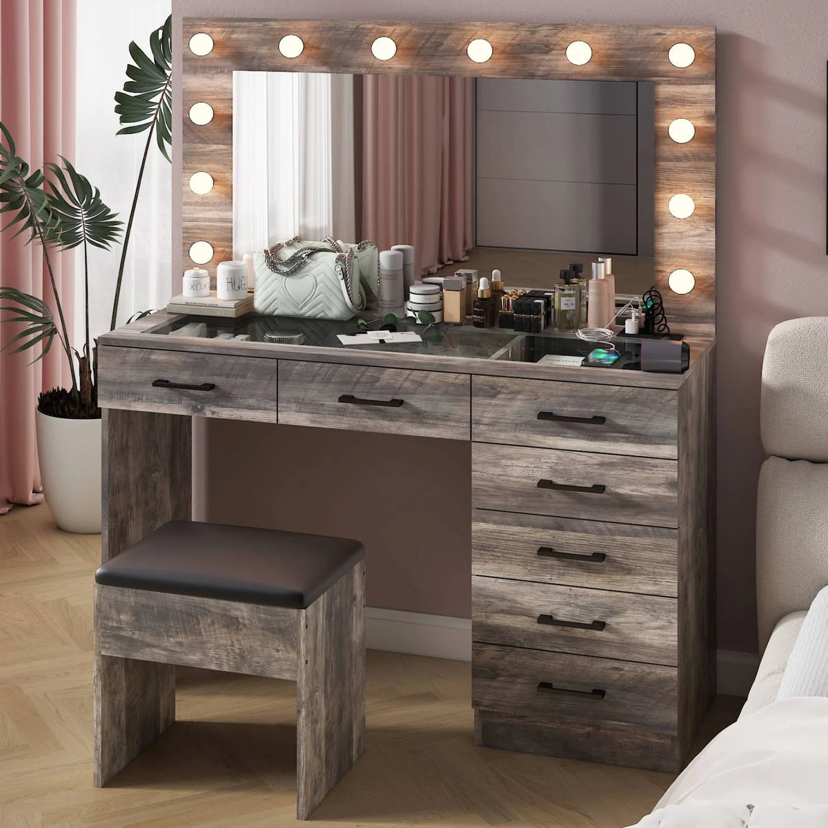 Ktaxon Large Makeup Vanity, Vanity Table Set w/ Visible Glass Top w/ Charging Station, White