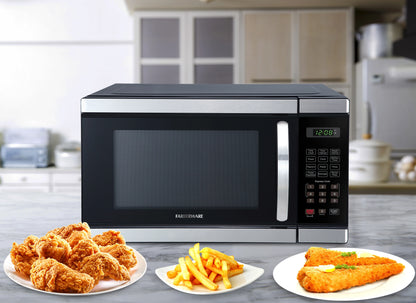 Farberware FMGZ09BKA 0.9 Cu. Ft. Microwave Oven, 900W, Digital Control, LED Display, 6 Cooking Presets, Black