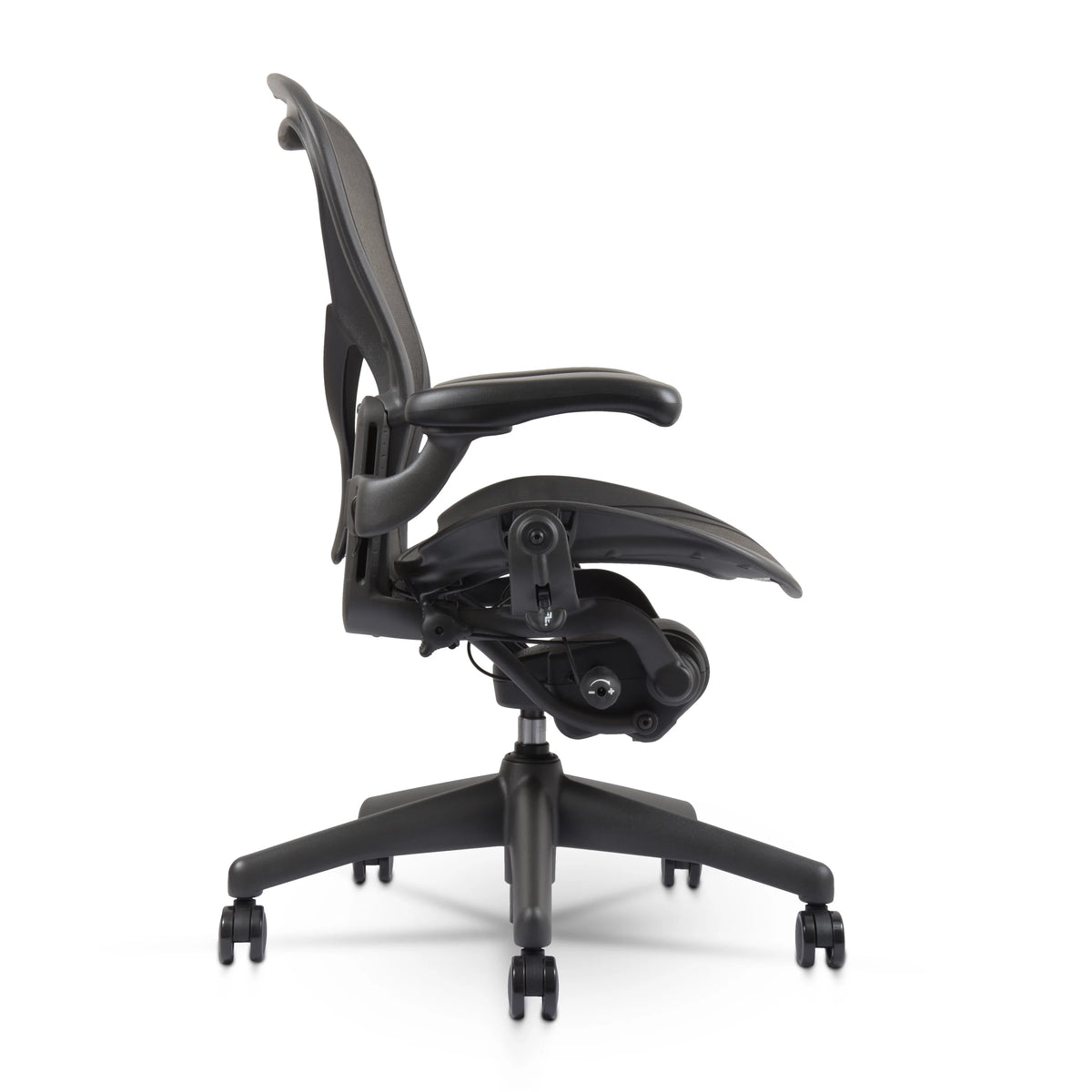 Herman Miller Aeron Chair Size B (𝙍𝙚𝙛𝙪𝙧𝙗𝙞𝙨𝙝𝙚𝙙) �?Fully Loaded PostureFit Clip‑Latch Adjustable Arms and 12‑Year Warranty along with 3 Yr Mechanical Warranty