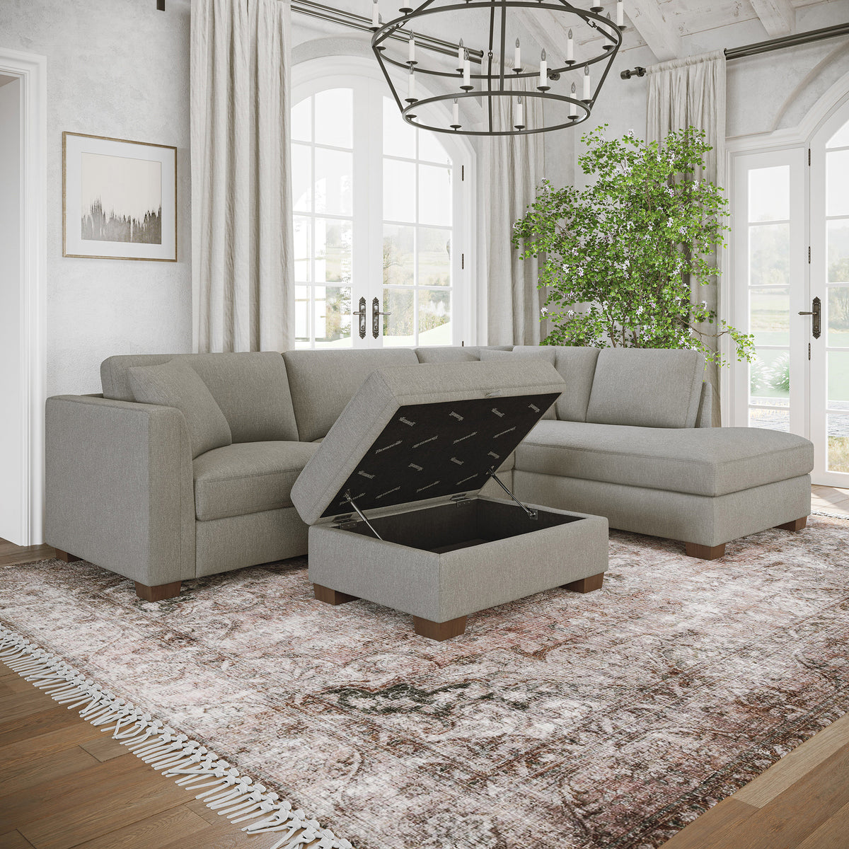 Thomasville Walsen Sectional with Storage Ottoman