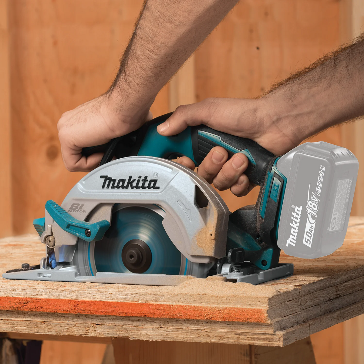 Makita 18V LXT Lithium?Ion Brushless Cordless 6?1/2" Circular Saw XSH03Z -?Tool Only