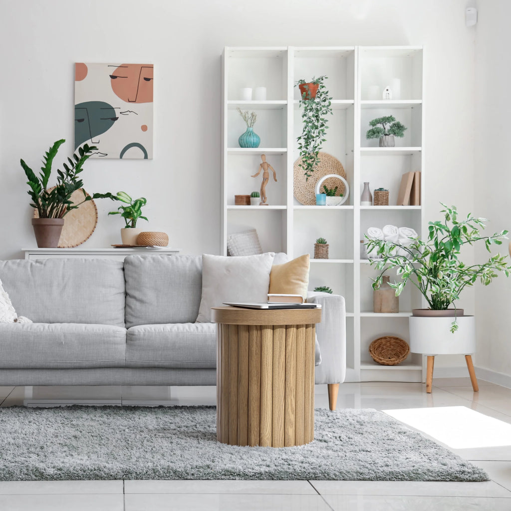 LuxenHome Wood Round Side Table, 19" Fluted End Table for Small Spaces, Mid Century Modern Wooden Accent Tables, Small Bedside Table, Couch Side Table, Nightstand for Living Room Bedroom Couch