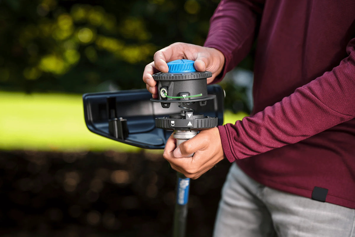 HART 40-Volt Cordless Attachment Capable 15-inch String Trimmer Kit, (1) 4.0Ah Lithium-Ion Battery