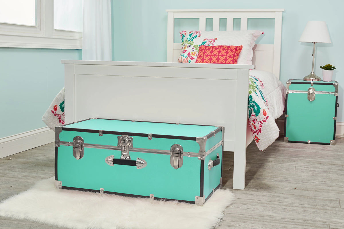 Seward Explorer 30" Trunk with Wheels & Lock, Teal