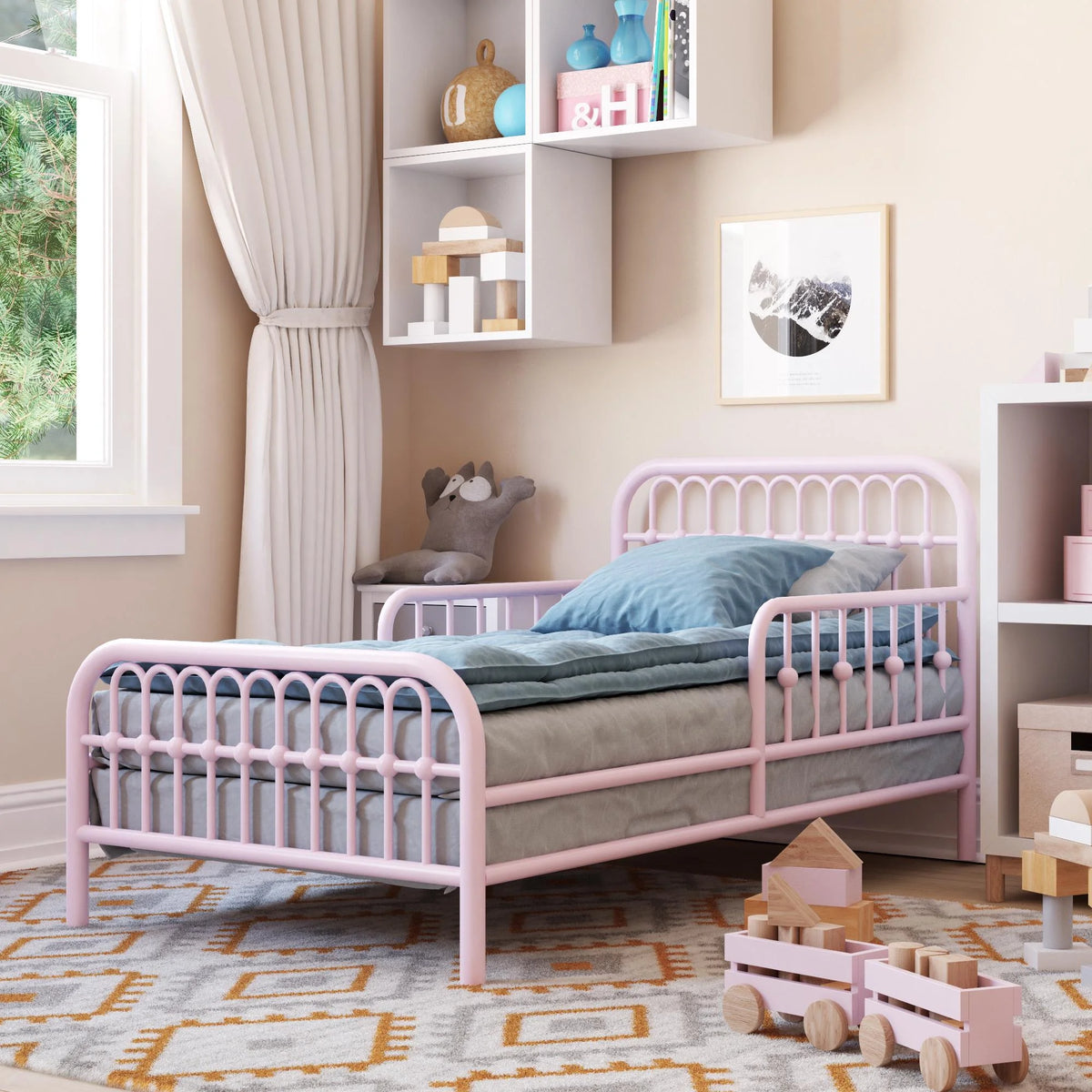 Little Seeds Monarch Hill Ivy Metal Toddler Bed, Gold