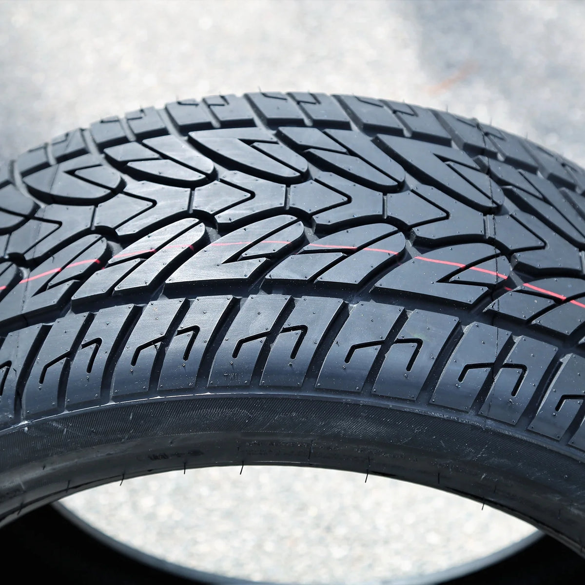 Fullway HS266 285/45R22 114V XL Performance a/s All Season Tire