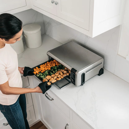 Ninja?? SP101 Foodia?�� 8-in-1 Digital Air Fry Oven, Flip-Away for Storage, Dehydrate, Keep Warm