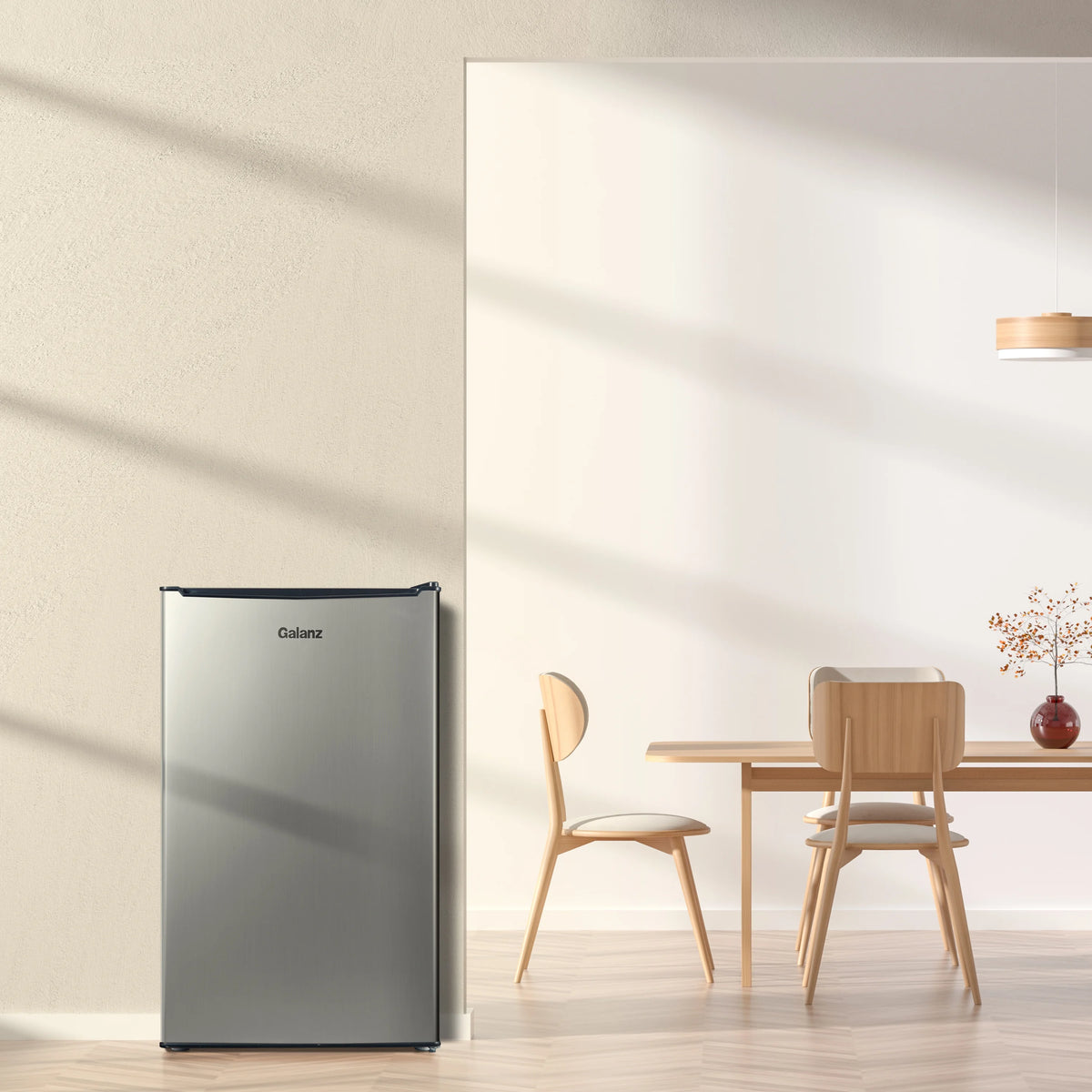 Galanz 3.3 Cu ft One Door Mini Fridge, Black Estar, New