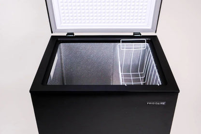 Frigidaire, 5.0 Cu. ft. Chest Freezer, Black Granite Design