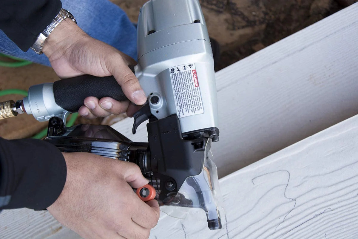 Metabo HPT Coil Siding Nailer, 1-1/2 inch to 2-1/2 inch Siding Nails, Side load, Tilt Bottom Magazine NV65AH2