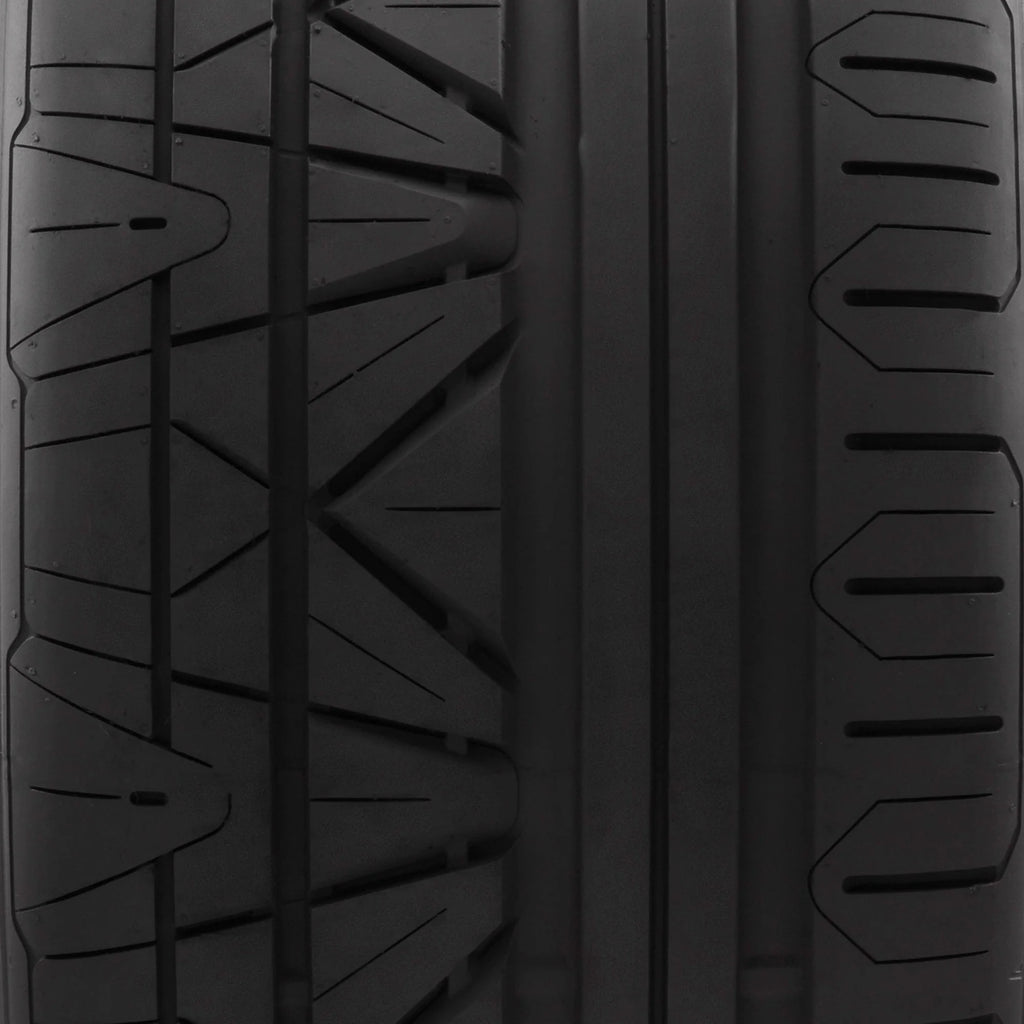 Nitto Invo UHP 255/35ZR20 97W XL Passenger Tire