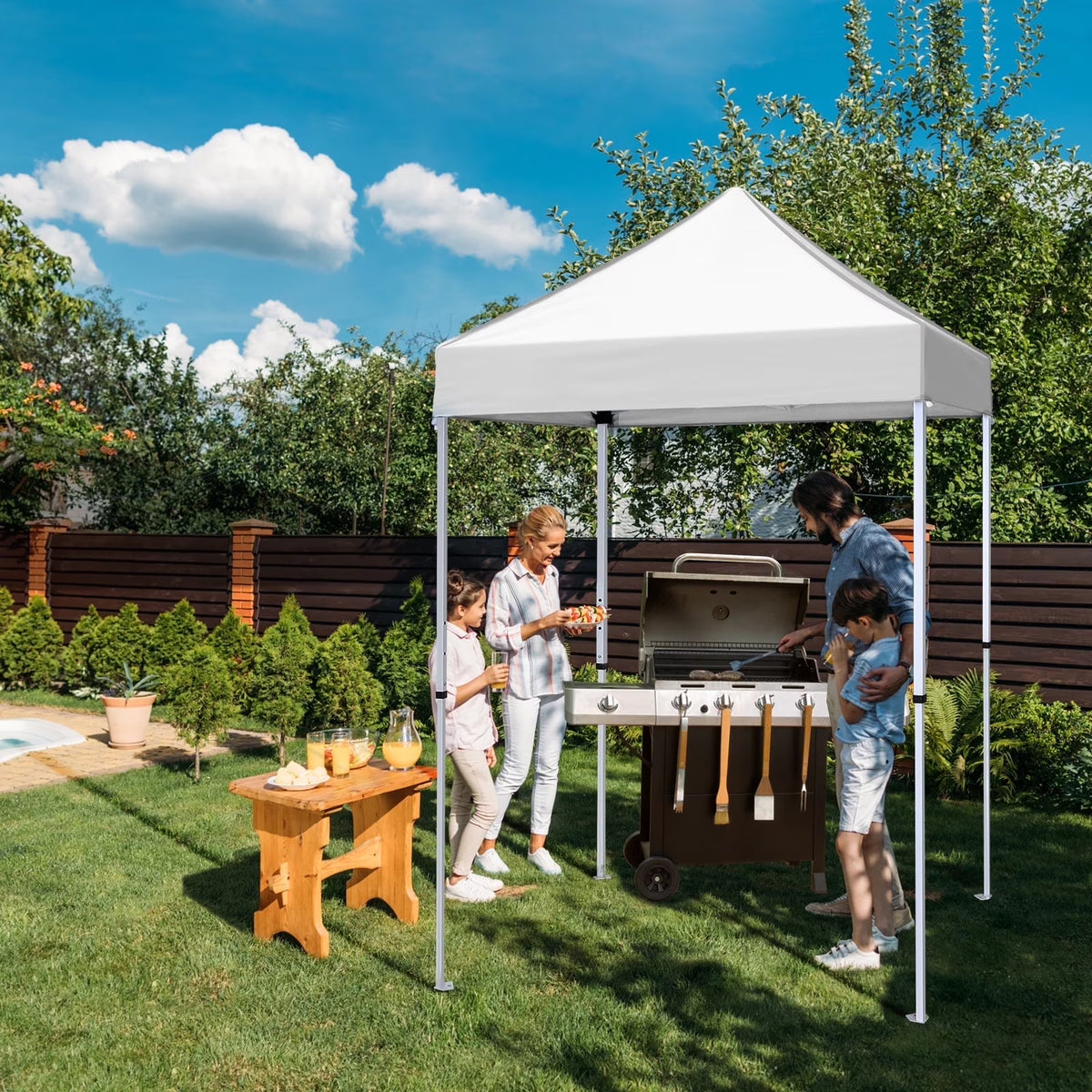 EAGLE PEAK 5x5 Pop Up Canopy Tent Instant Outdoor Canopy Easy Set-up Straight Leg Folding Shelter（Blue）
