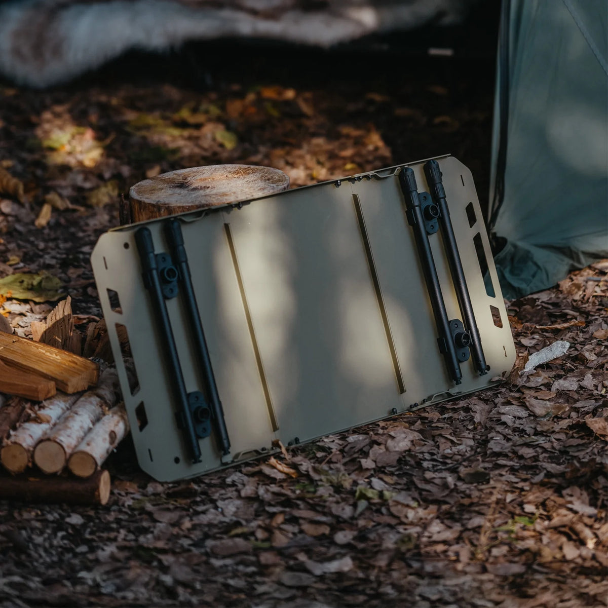 Naturehike, Portable Camping Table, Outdoor Detachable Tactical Camping Table, Lightweight Aluminium Camping Table with Light Pole, Adjustable Height