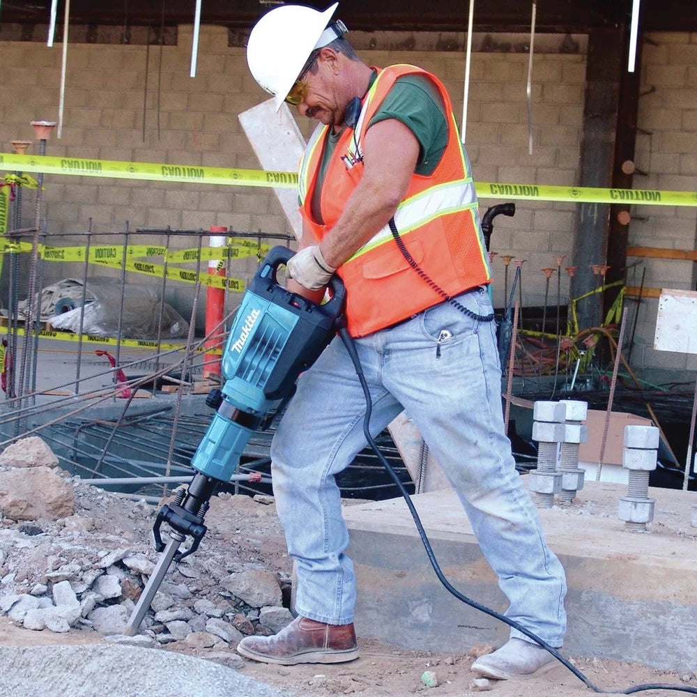 Makita Demolition Hammer, 1 1/8 In Hex, 35 Lb HM1307CB