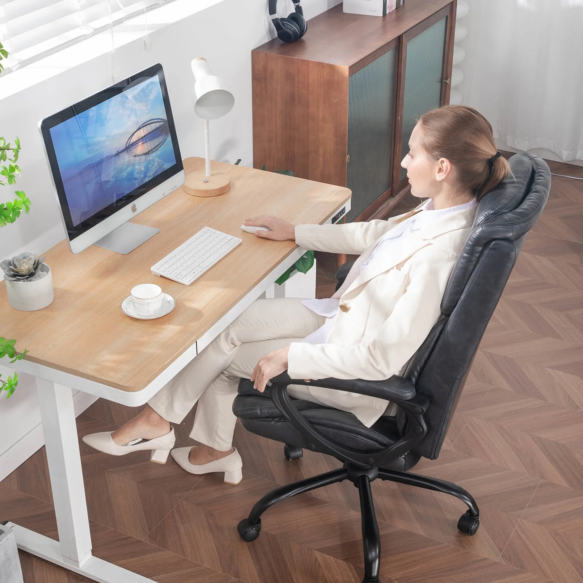Mainstays Executive Ergonomic High Back Leather Home Office Desk Chair, Black