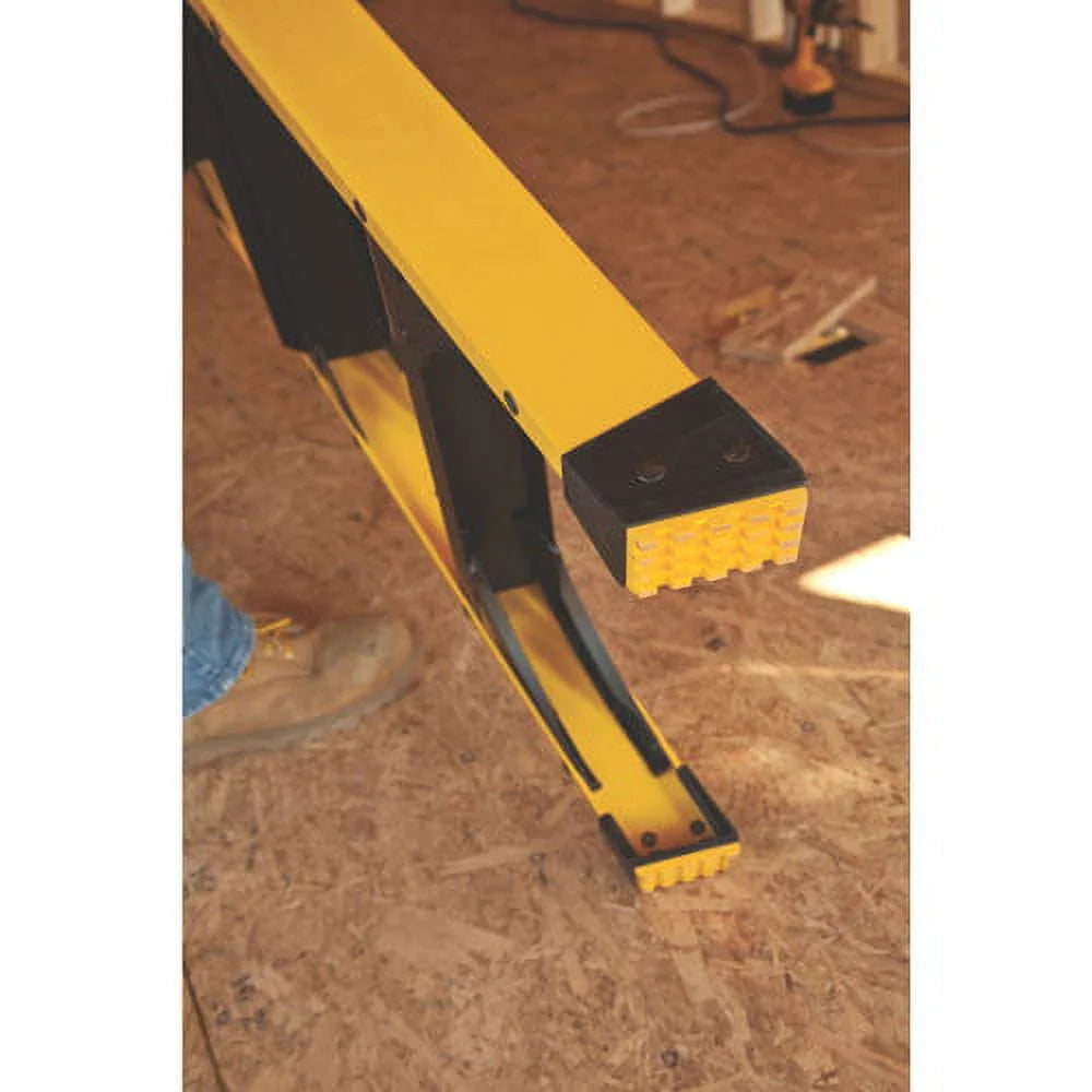 Dewalt 4-foot Fiberglass Step Ladder, Type Ia, 300-pound Load Capacity, Dxl3010-04