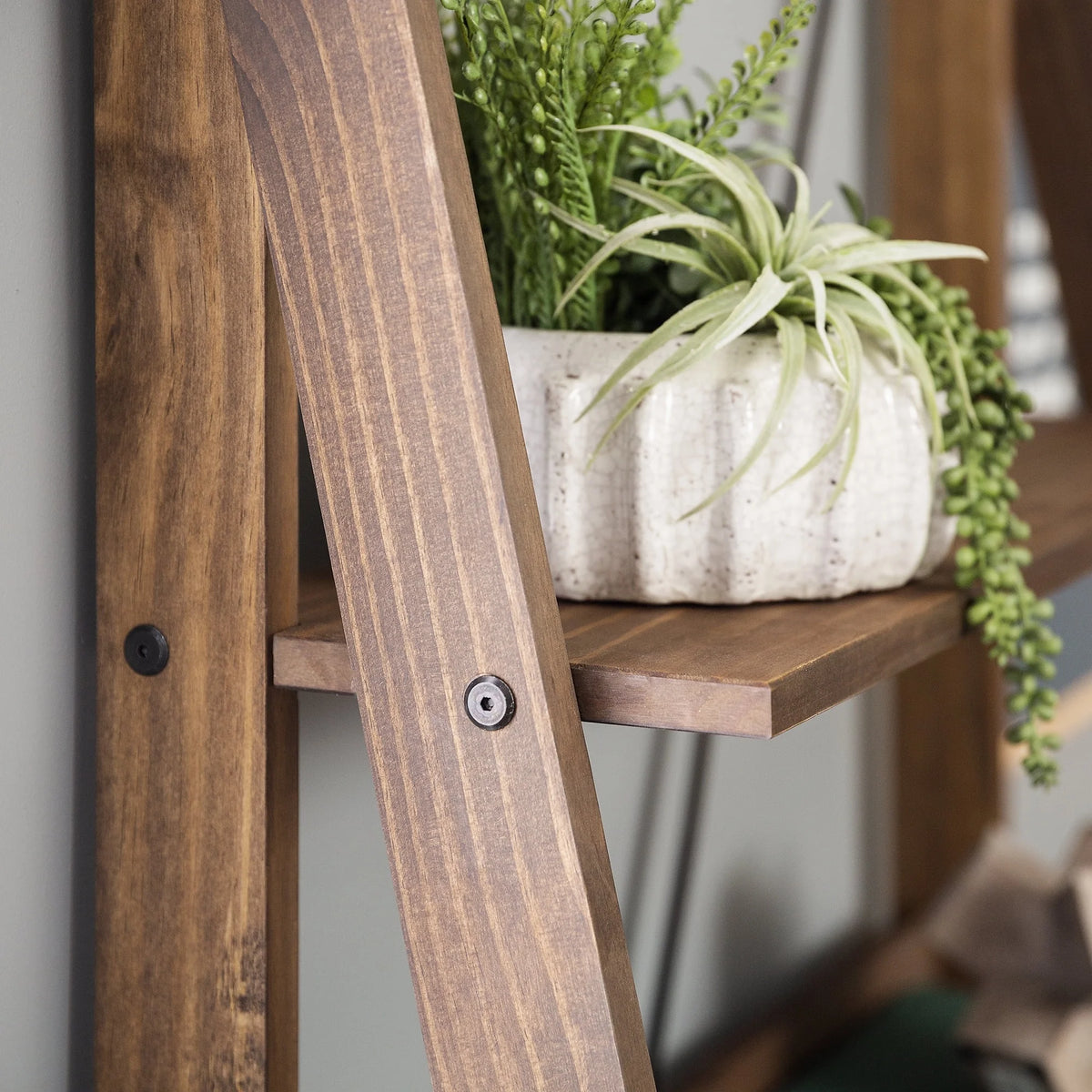 Walker Edison Solid Wood 4-Shelf Ladder Bookshelf, Brown
