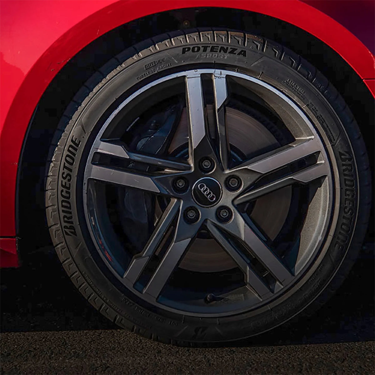 Bridgestone Potenza S008 245/45R18 100Y Tire