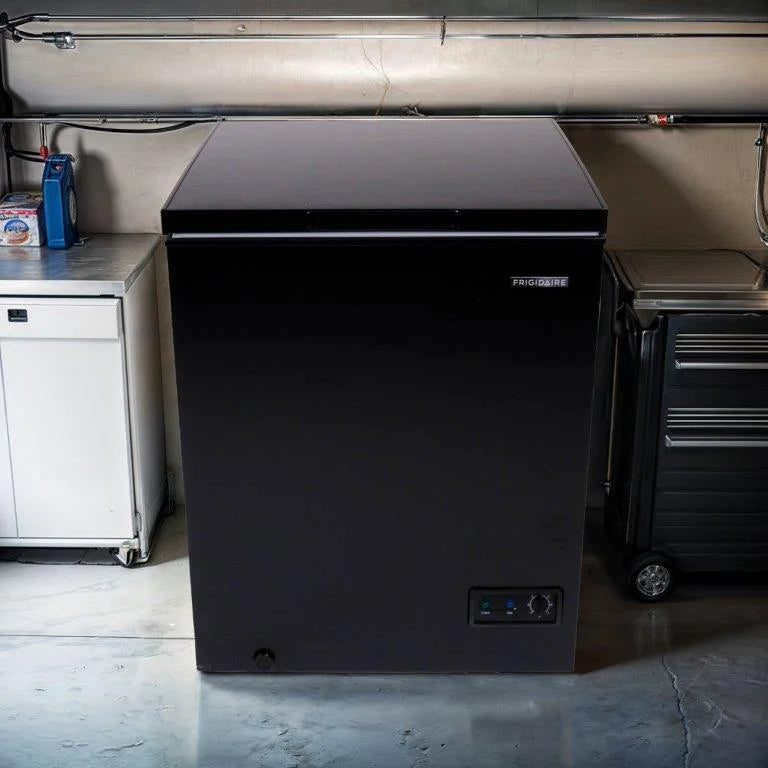 Frigidaire, 5.0 Cu. ft. Chest Freezer, Black Granite Design