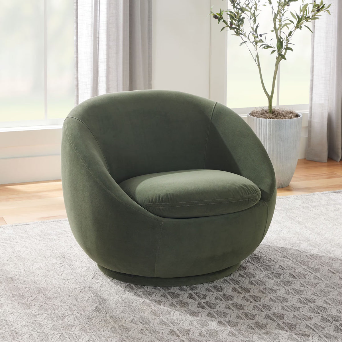 Better Homes & Gardens Mira Swivel Accent Chair, Cream Shearling