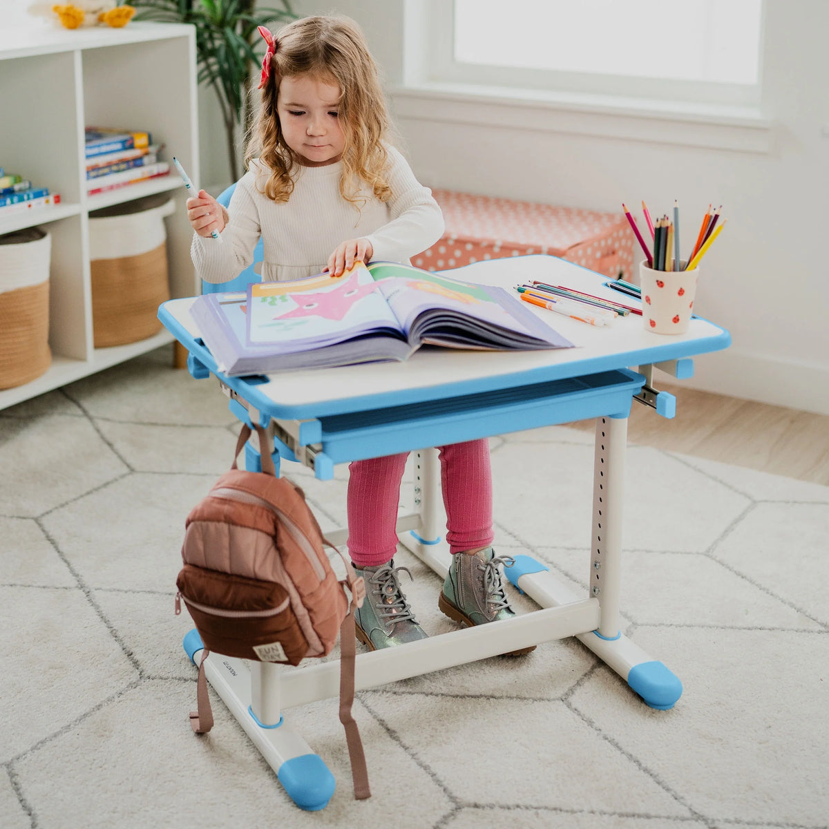 Mount-It! Kids Desk and Chair Set, Blue