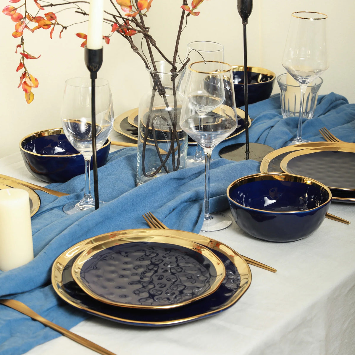 Stone Lain Florian Modern Porcelain Dish Set, 16-Piece Dishes for 4, Gold and Navy