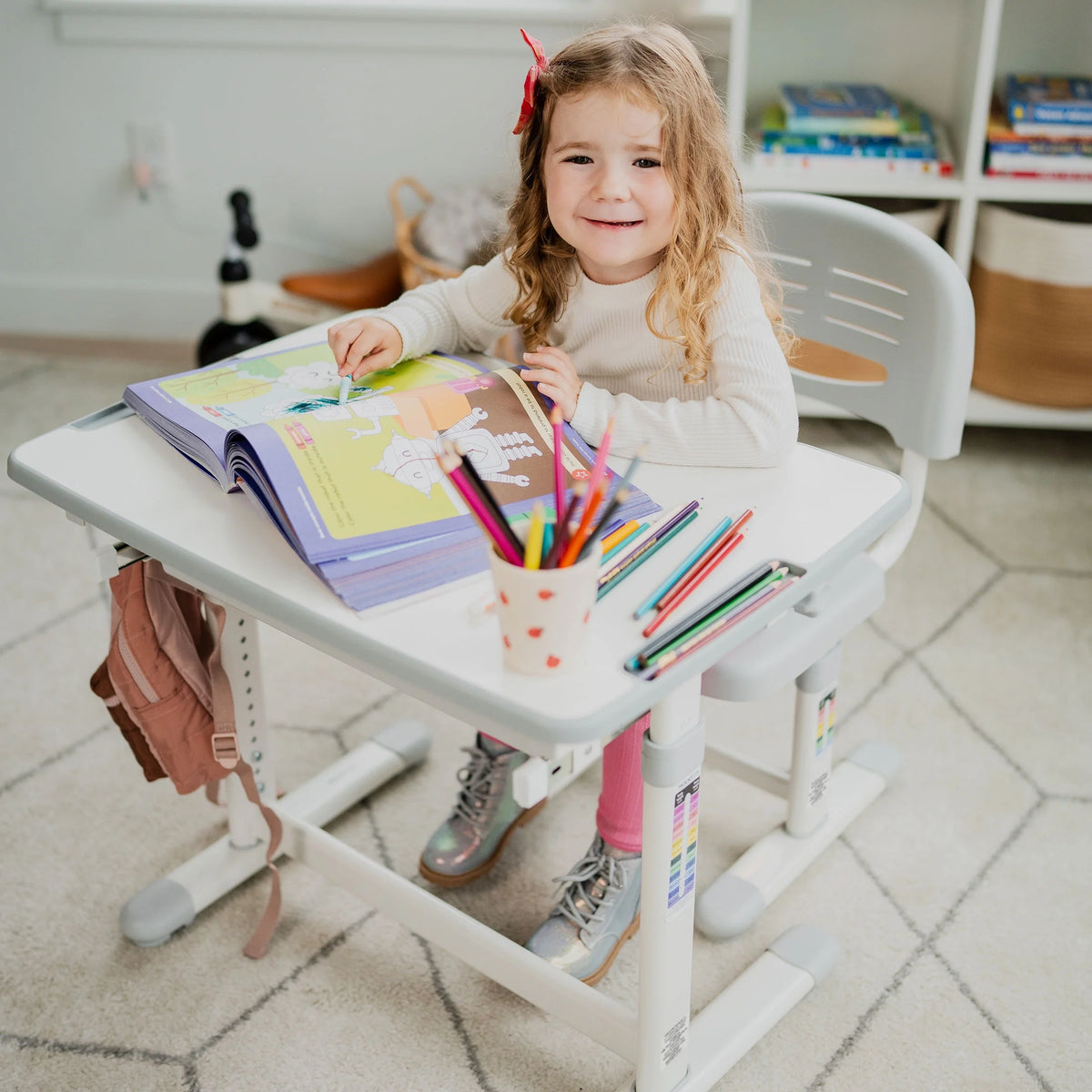 Mount-It! Kids Desk and Chair Set, Blue