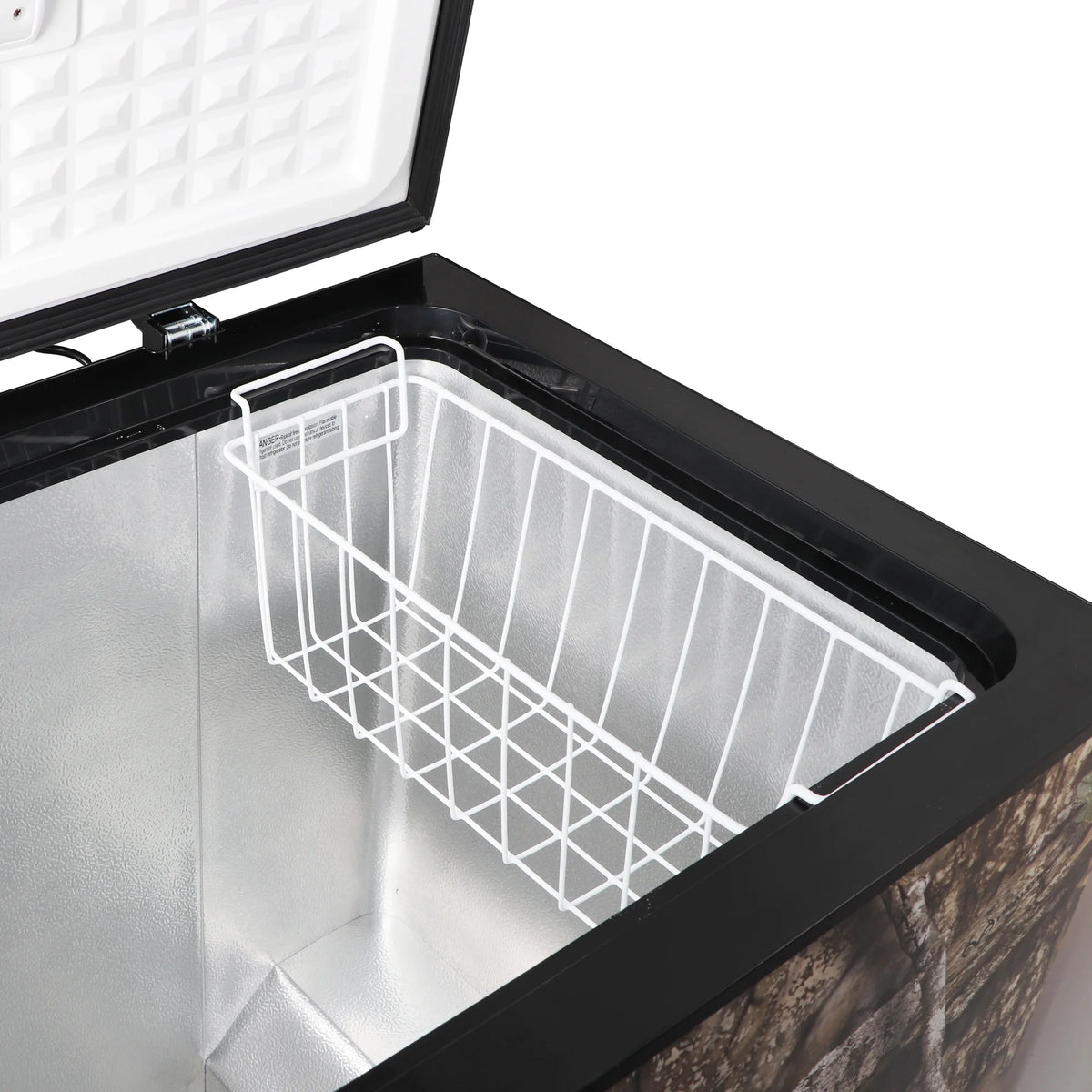 Realtree 7-cu ft Manual Defrost Chest Freezer (Camouflage)