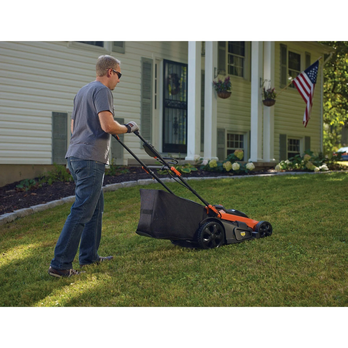 BLACK+DECKER 40V MAX* Cordless Lawn Mower with Battery and Charger Included, (CM2043C)