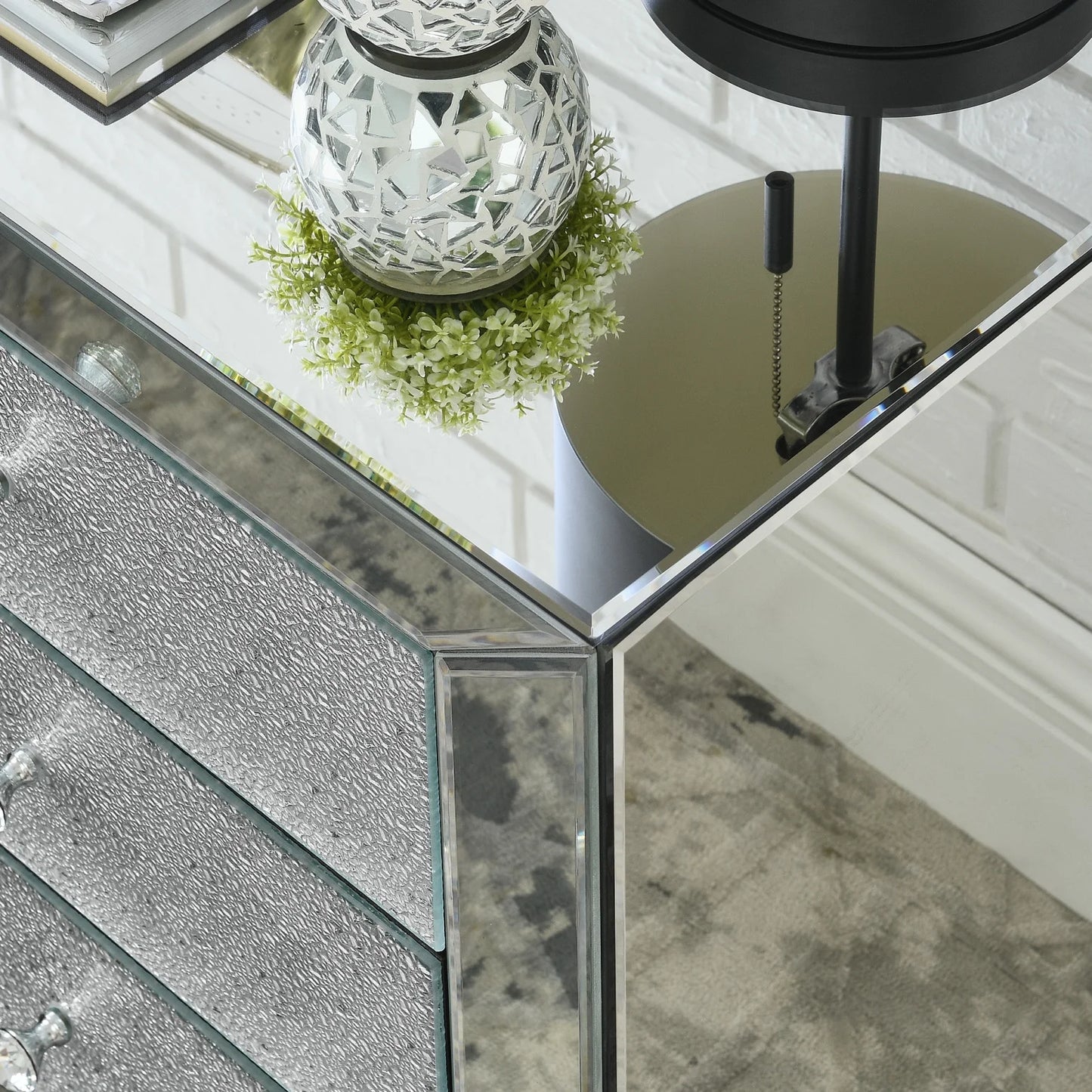 Elegant Mirrored Three-Drawer Cabinet with Diamond-Cut Glass Inlay Drawers, Space-Saving Storage Solution for Living Room, Bedroom, Entryway, Hallway or Sofa Side