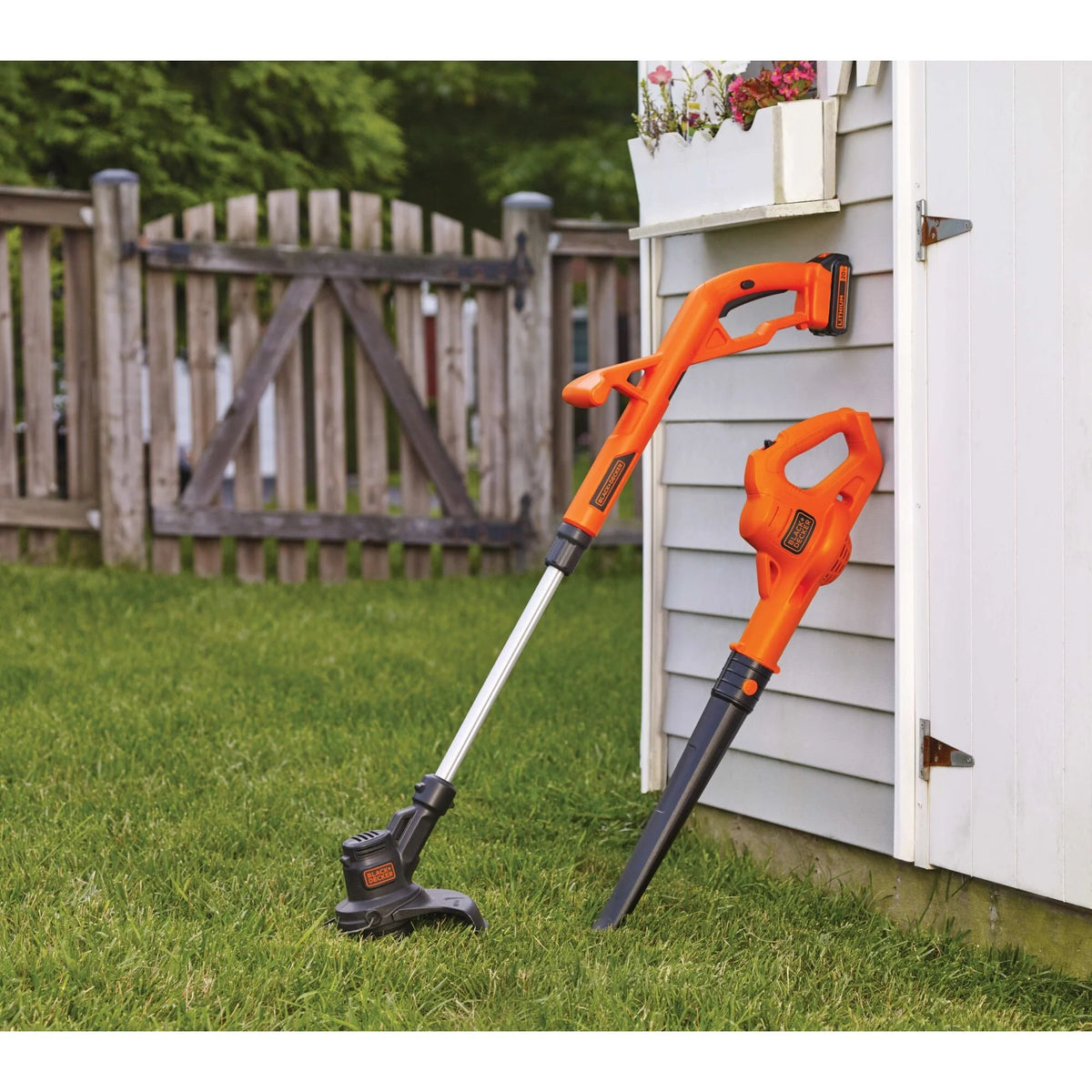 BLACK+DECKER 20V MAX* Lithium 10 In. String Trimmer/Edger + Hard Surface Sweeper Combo Kit, LCC221