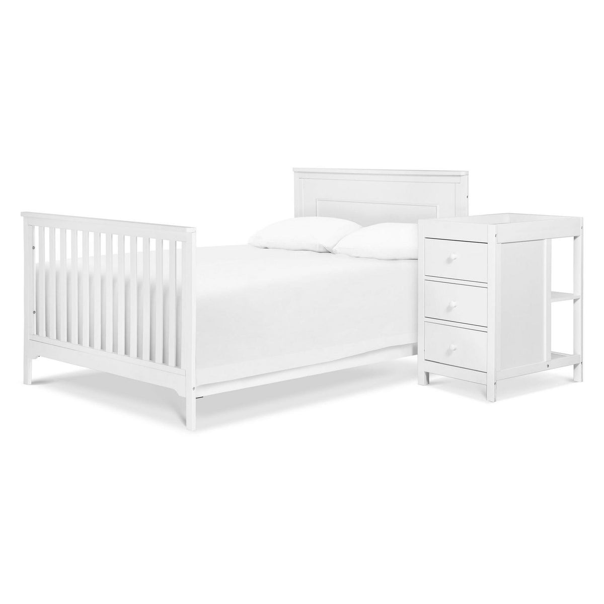Carter-s by DaVinci Dakota 4-in-1 Convertible Crib and Changer. White