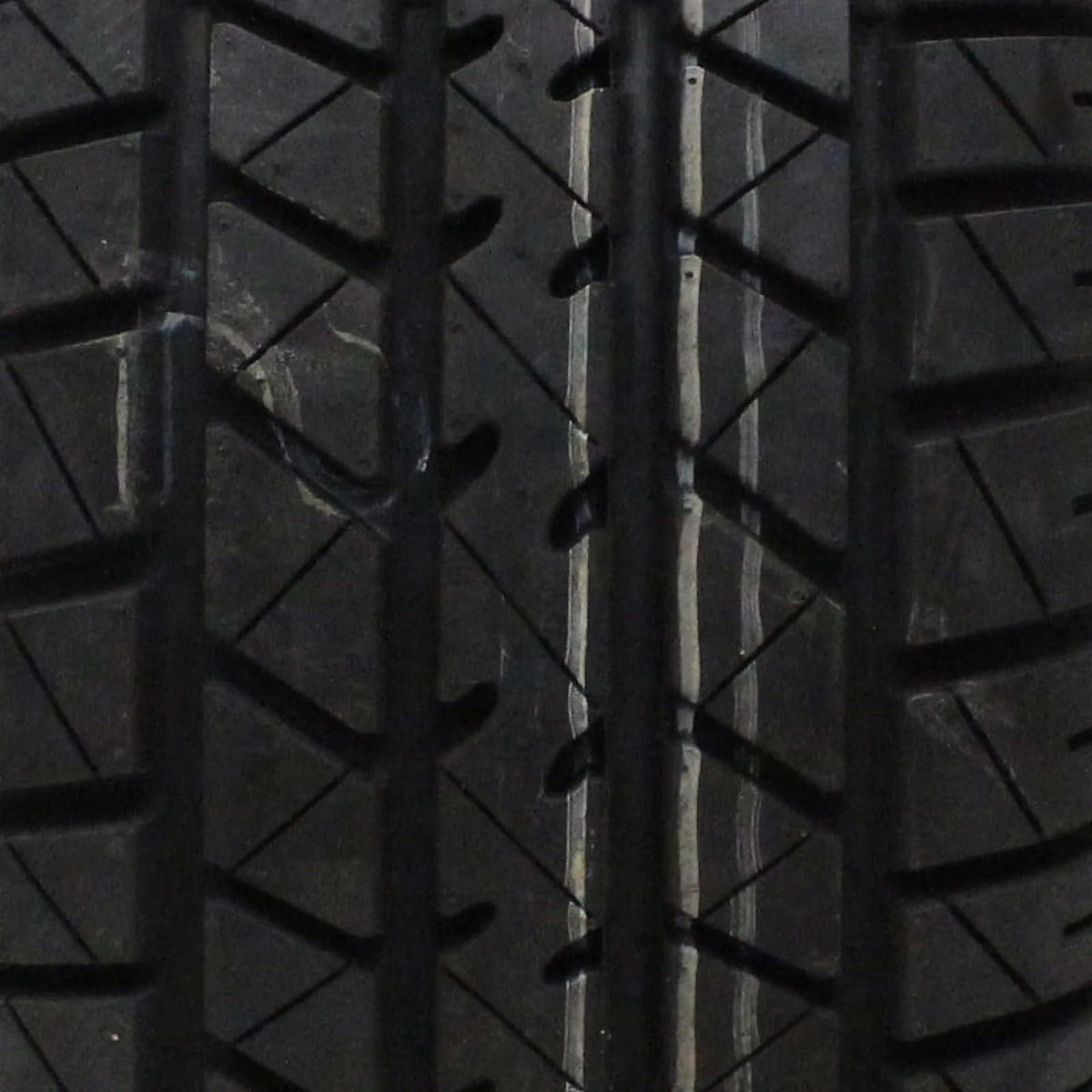 Mastercraft Avenger G/T All Season 225/70R14 98T Passenger Tire