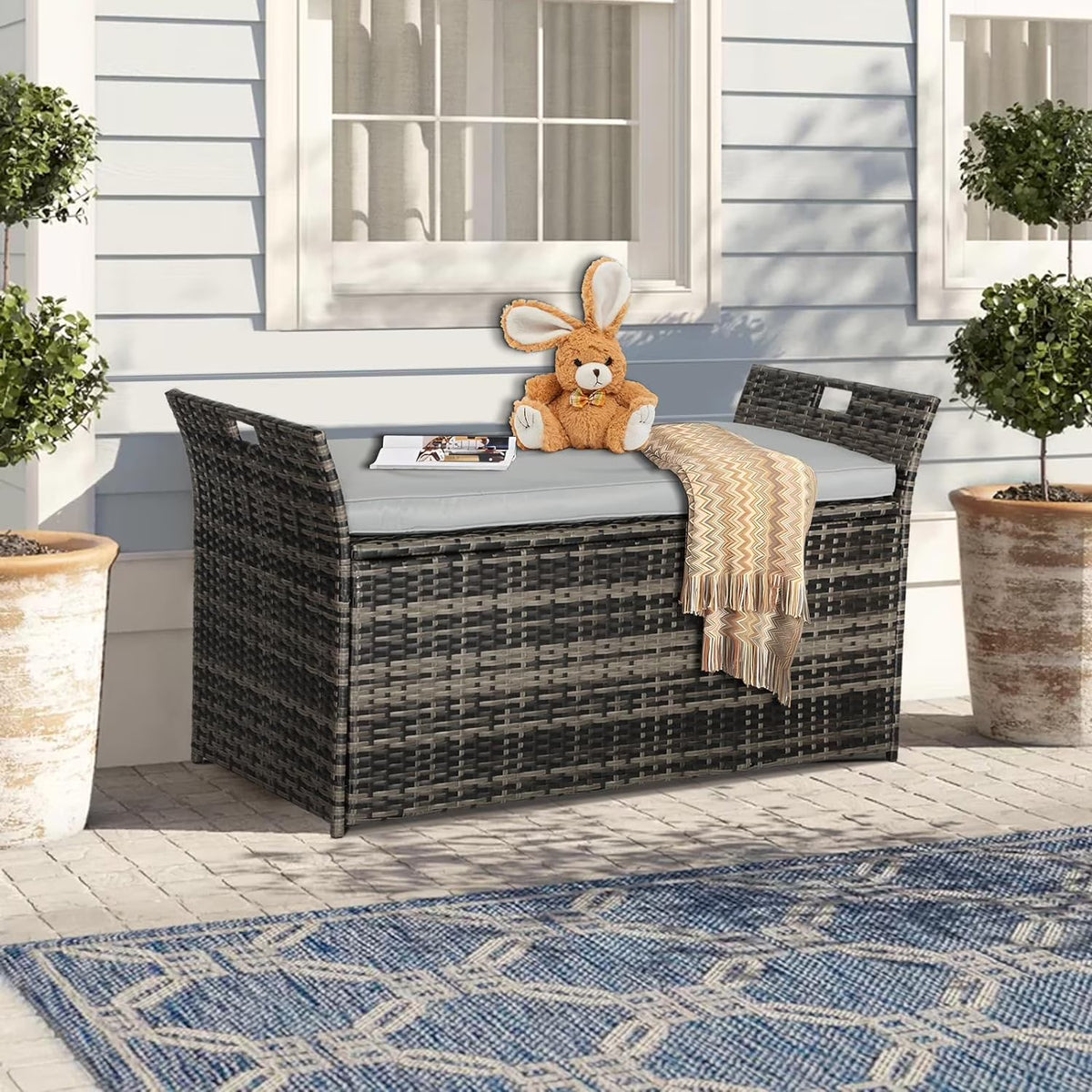 SOLAURA 90 Gallon Patio Wicker Storage Bench w/Cushion, Outdoor Rattan Deck Storage Box w/Handles & Hydraulics, Gray